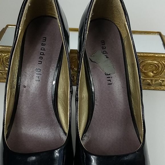 Madden Girl, black, taupe and reptile platforms - Picture 14 of 14